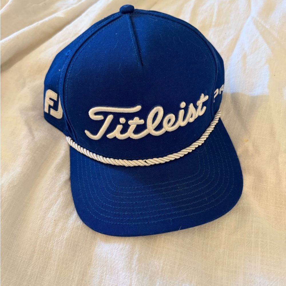 Titleist Men's Blue Golf Cap